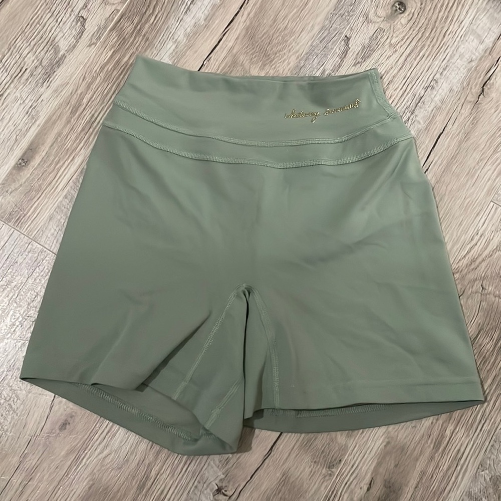Gymshark X Whitney Simmons short